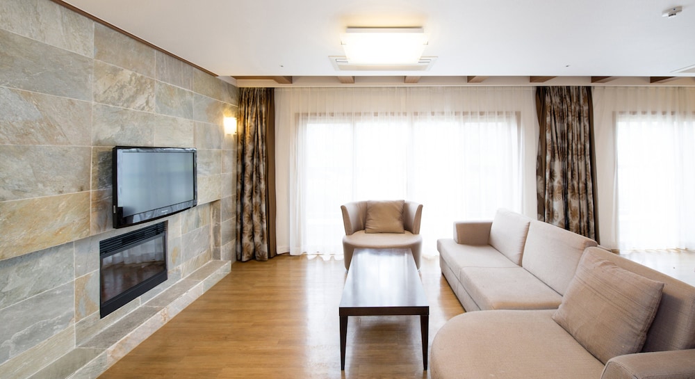 holiday inn alpensia pyeongchang suites by ihg