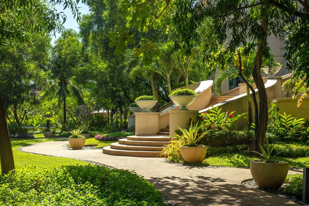 radisson blu cebu
