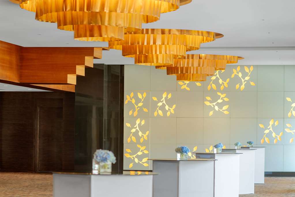 radisson blu cebu