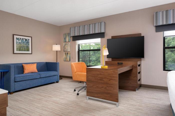 hampton inn and suites wilkes barre scranton