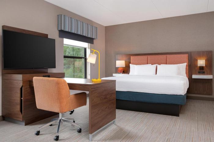 hampton inn and suites wilkes barre scranton