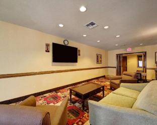 comfort inn and suites donna near i 2
