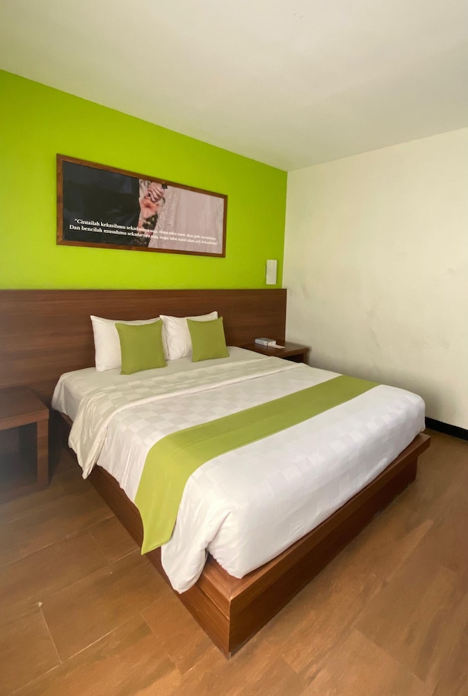 hotel candi indah akpol semarang