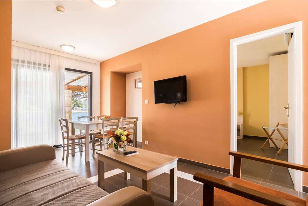 apartments amfora plava laguna