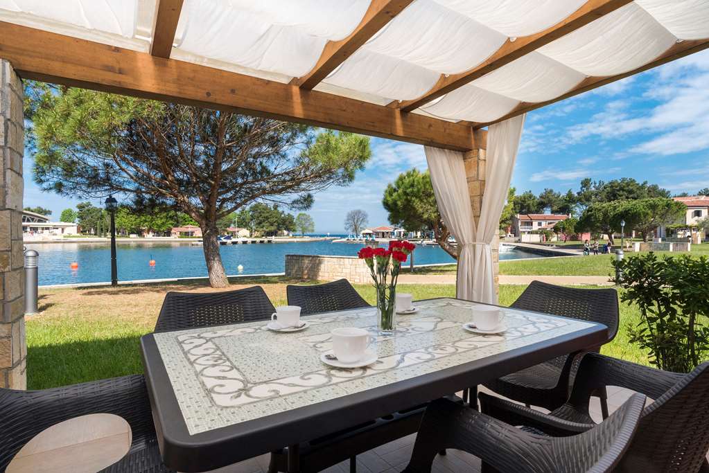 apartments amfora plava laguna