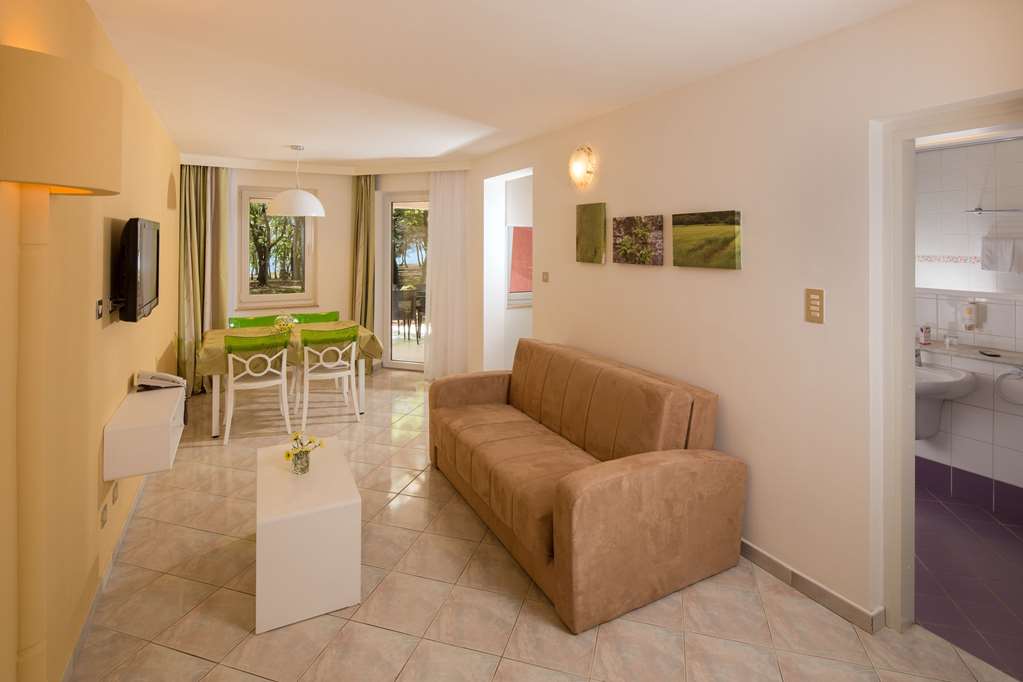 apartments amfora plava laguna