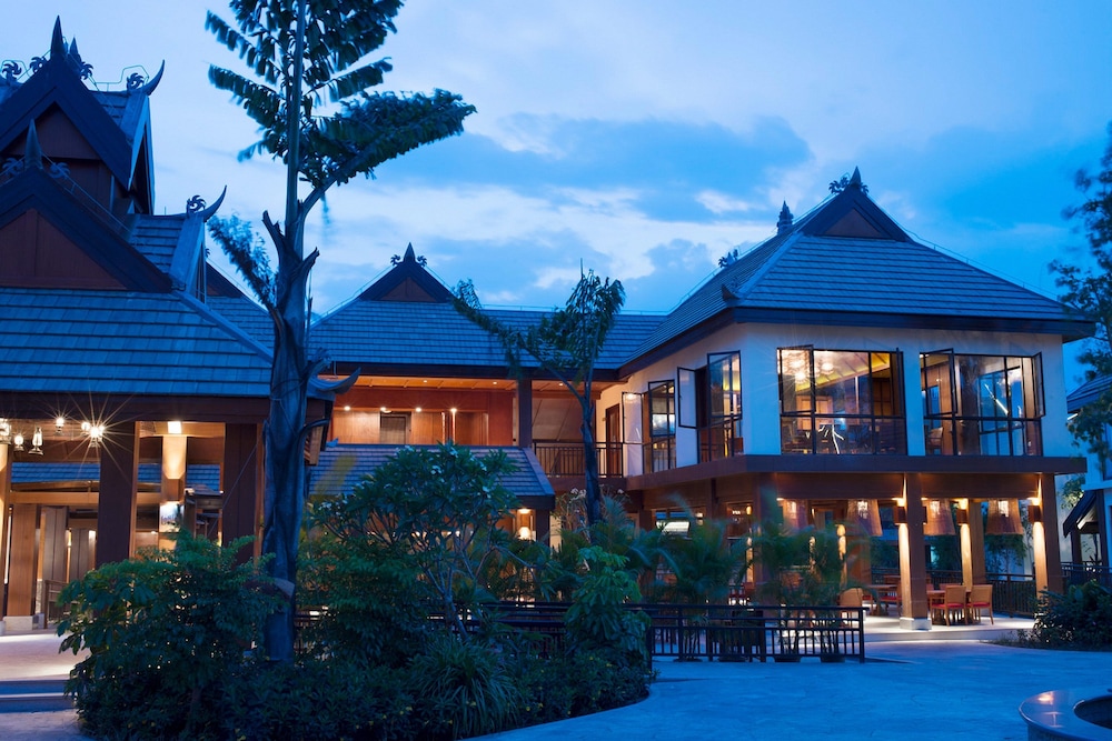 intercontinental xishuangbanna resort by ihg