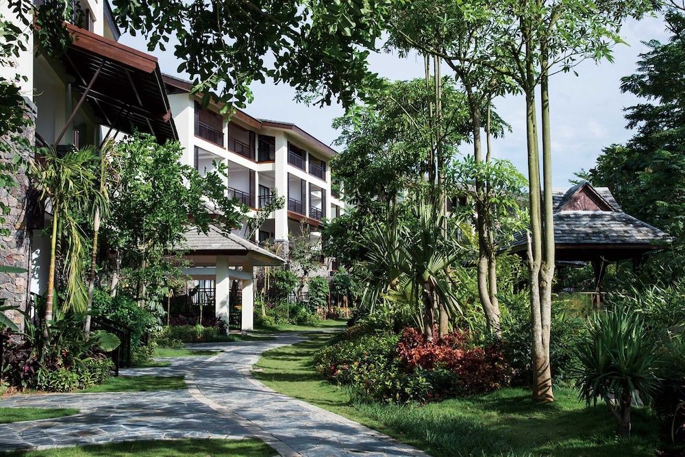 intercontinental xishuangbanna resort by ihg