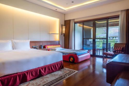 intercontinental xishuangbanna resort by ihg