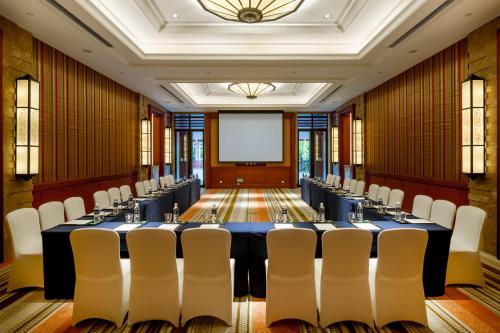intercontinental xishuangbanna resort by ihg