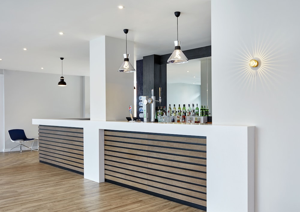 holiday inn express grimsby by ihg