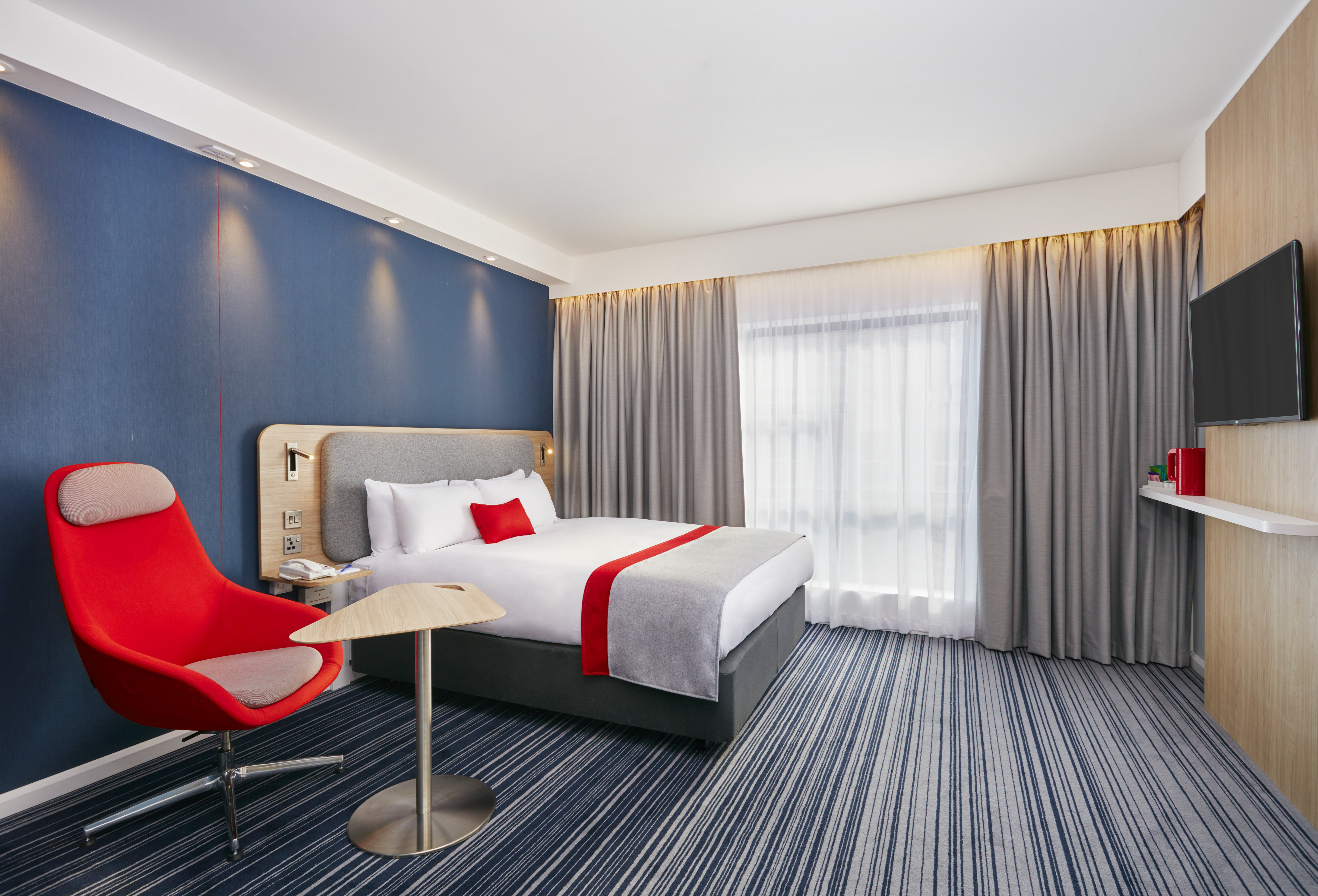 holiday inn express grimsby by ihg