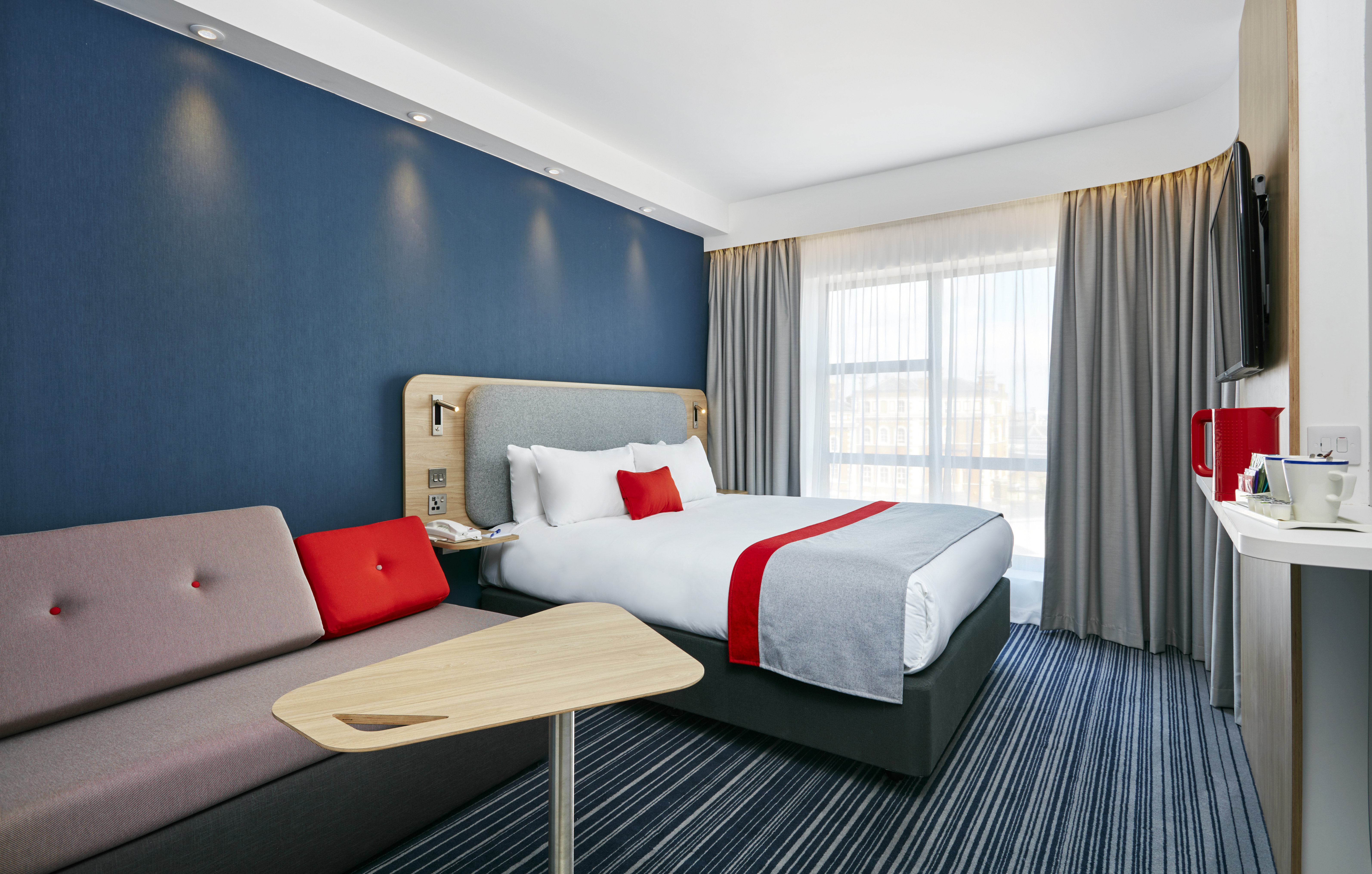holiday inn express grimsby by ihg