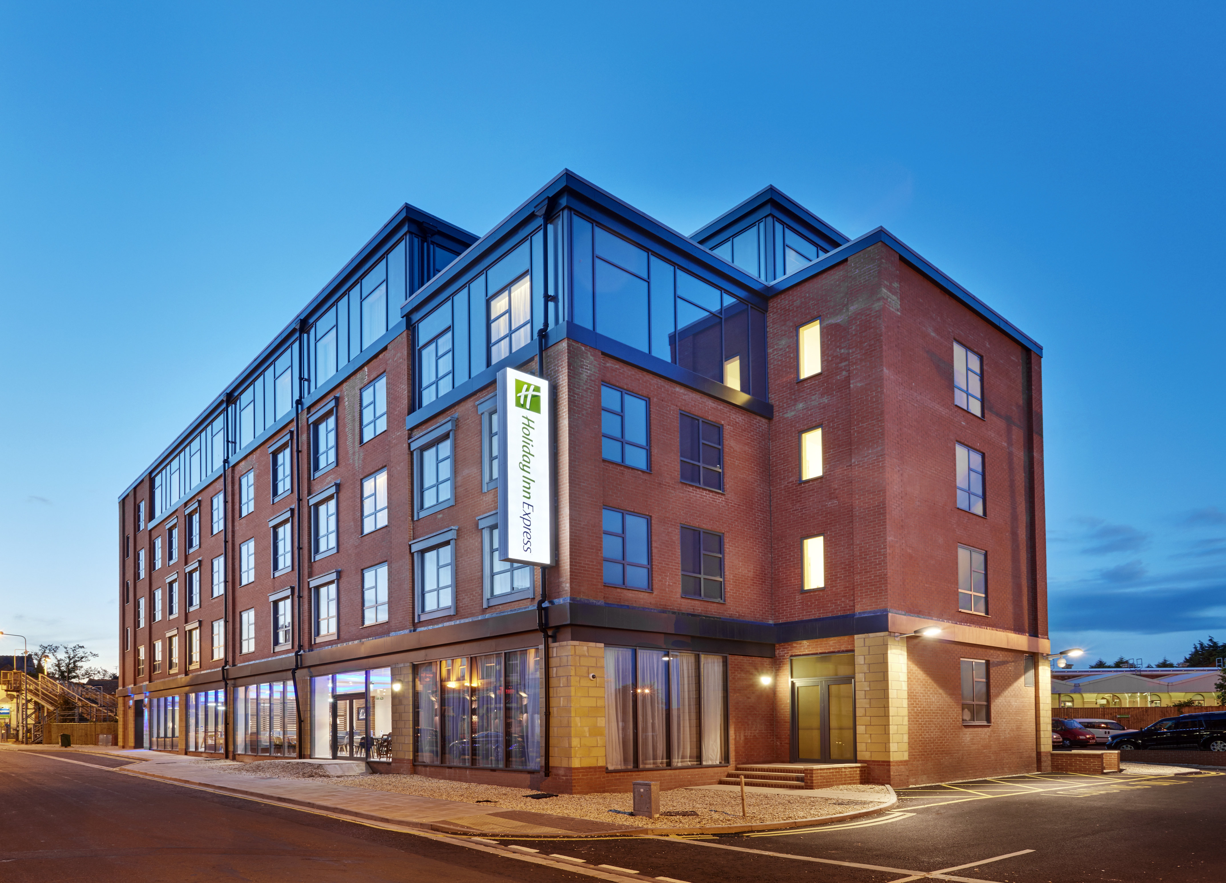 holiday inn express grimsby by ihg
