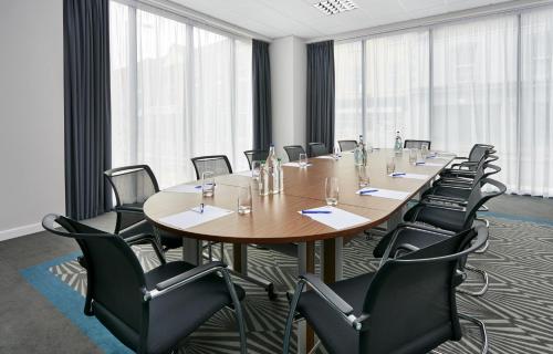 holiday inn express grimsby by ihg