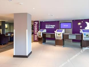premier inn london kingston upon thames