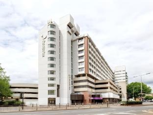 premier inn london kingston upon thames