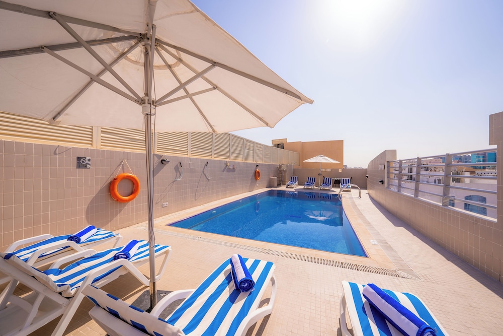 landmark grand hotel