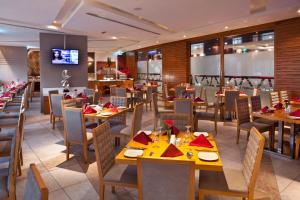 landmark grand hotel