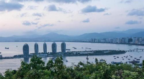 sanya luyi sea view hotel