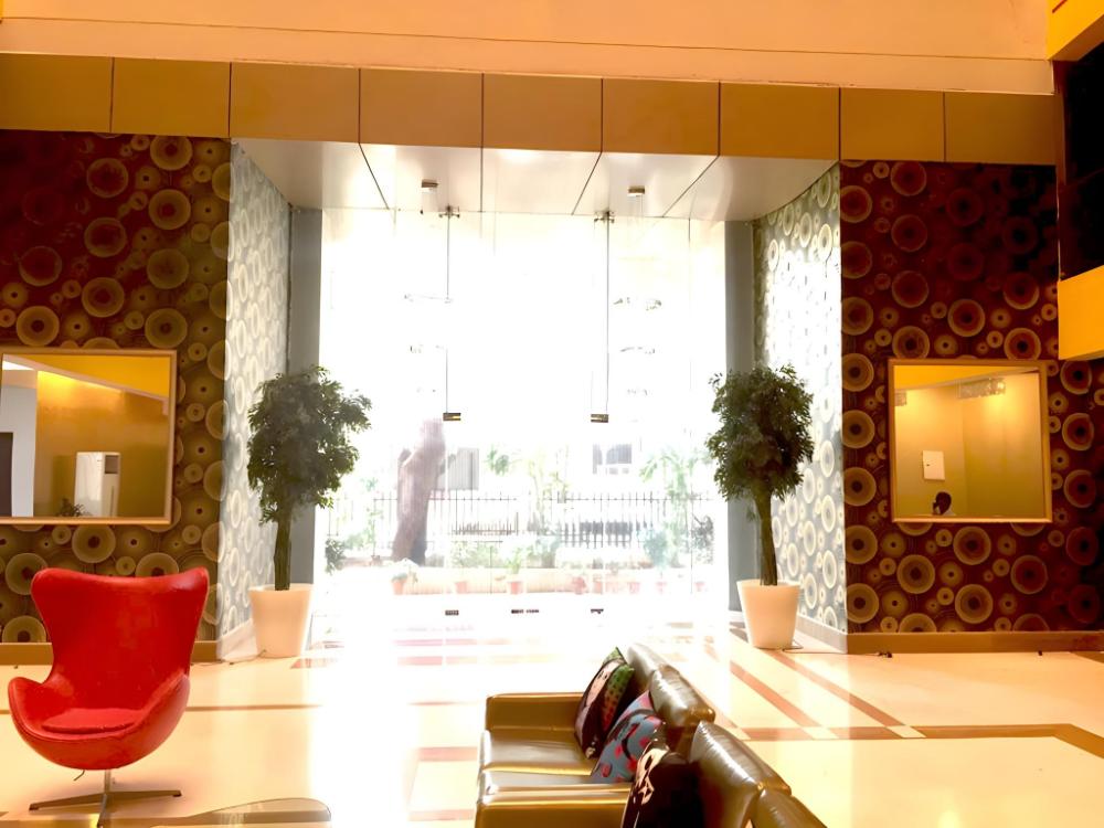 landmark suites