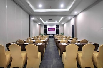 Quest Hotel Balikpapan By Aston,East Kalimantan>>Balikpapan,4 star