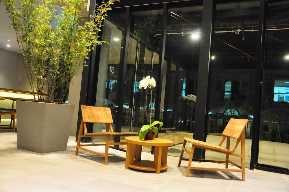 batiqa hotel jababeka cikarang