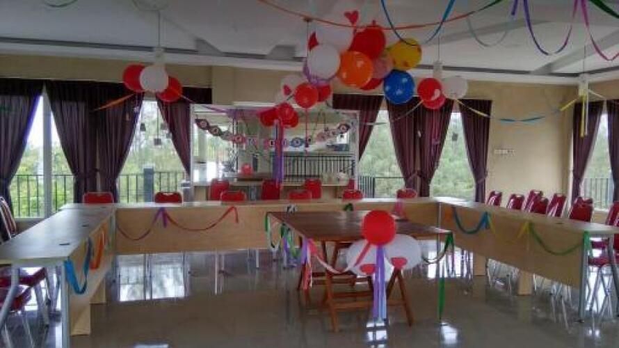 new bandengan beach hotel