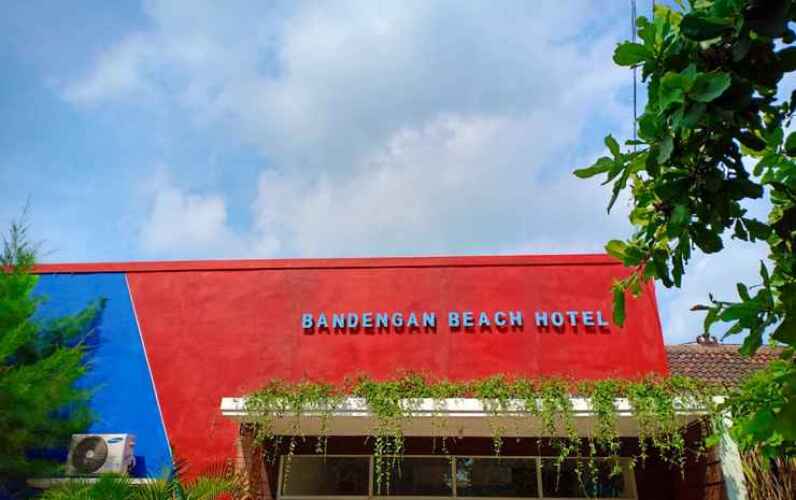new bandengan beach hotel