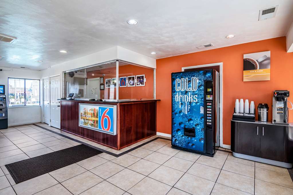 motel 6 portsmouth va