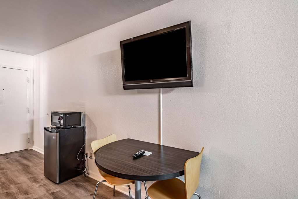 motel 6 portsmouth va