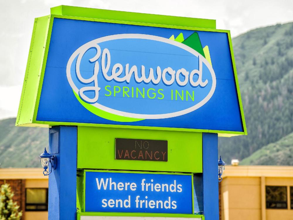 glenwood springs inn