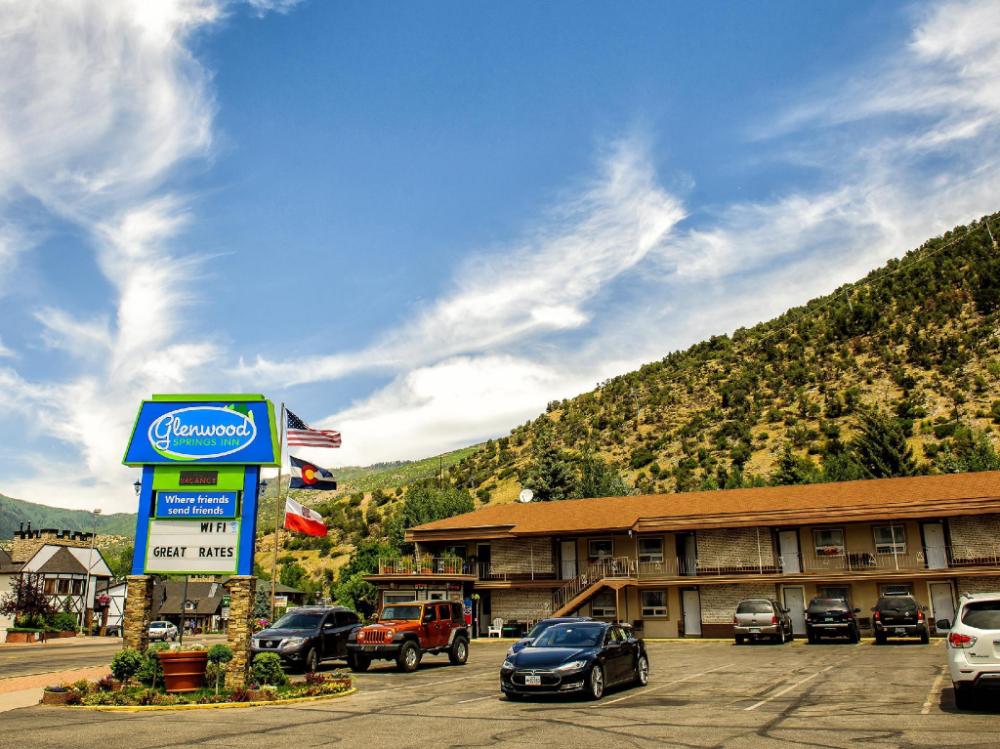 glenwood springs inn