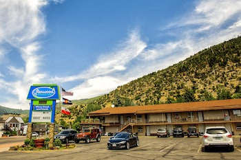 glenwood springs inn