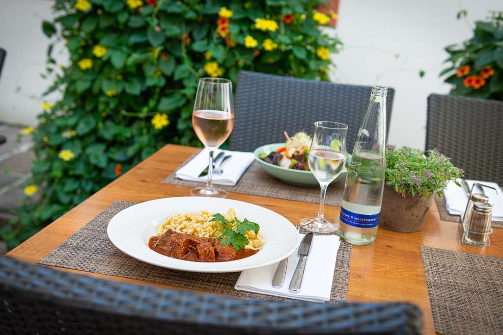 hotel bayerischer hof