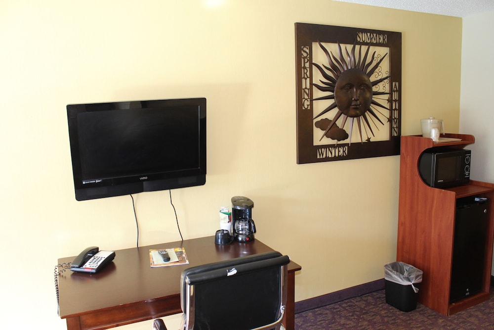 lamplighter inn and suites south