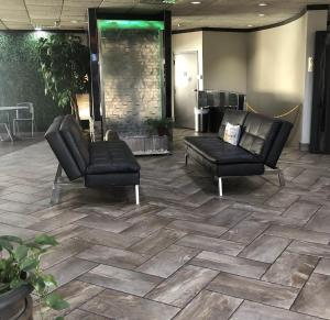 lamplighter inn and suites south