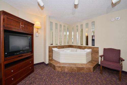 lamplighter inn and suites south