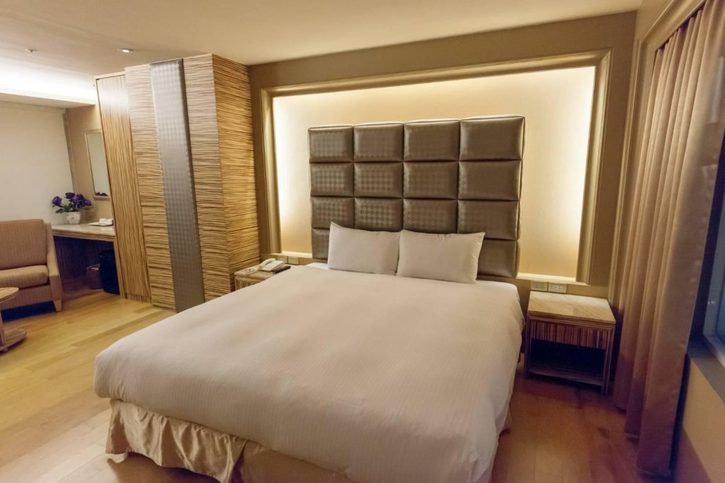 Yoai Jing Shang Hotel,Near Kaohsiung Museum Of Fine Arts,4 star