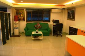 Noble House,Hai Ya>>Chiang Mai,2 star