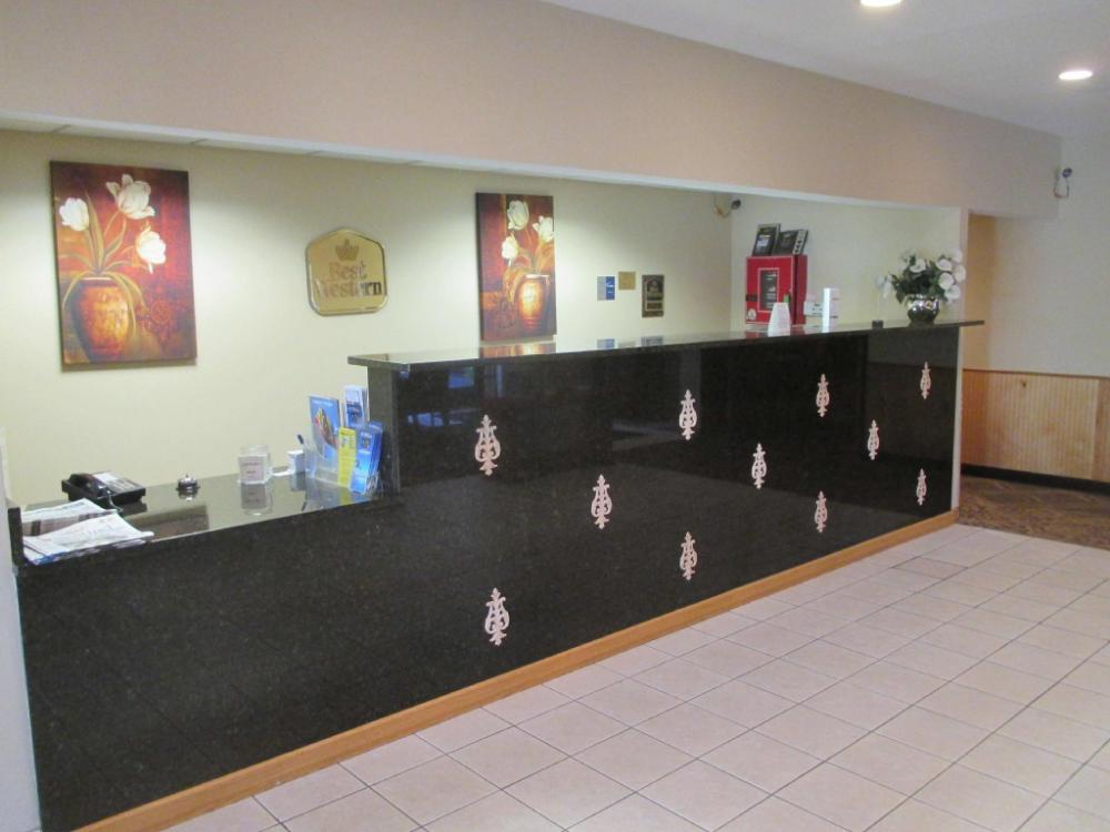 best western plaza hotel saugatuck