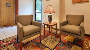 best western plaza hotel saugatuck