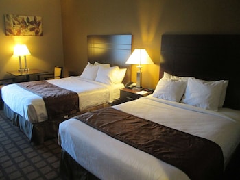best western plaza hotel saugatuck
