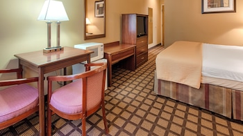 best western plaza hotel saugatuck