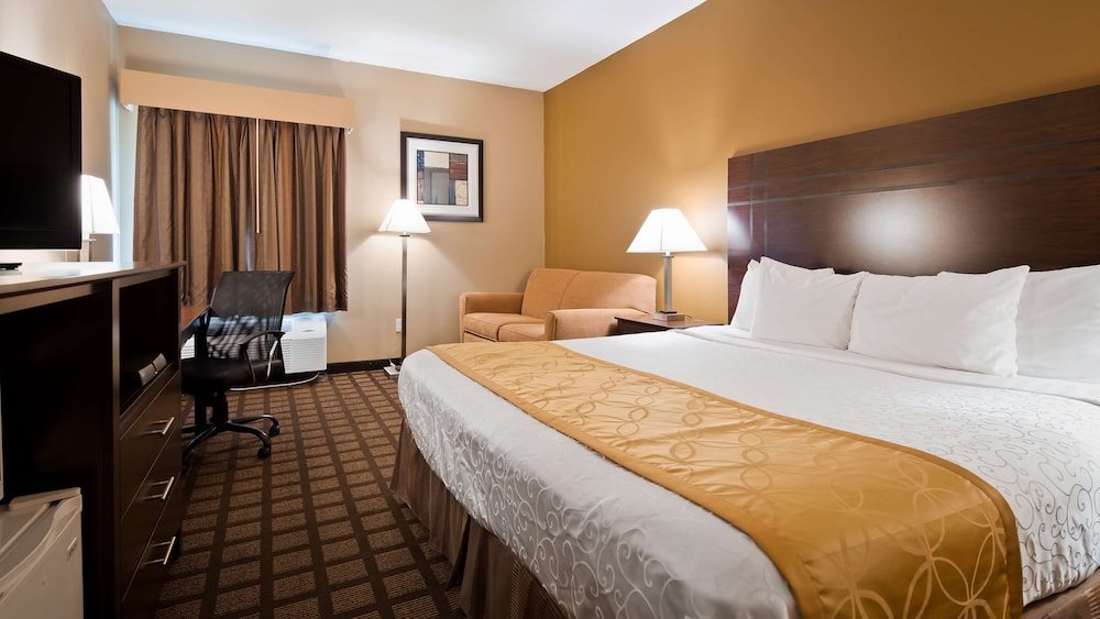 best western plaza hotel saugatuck