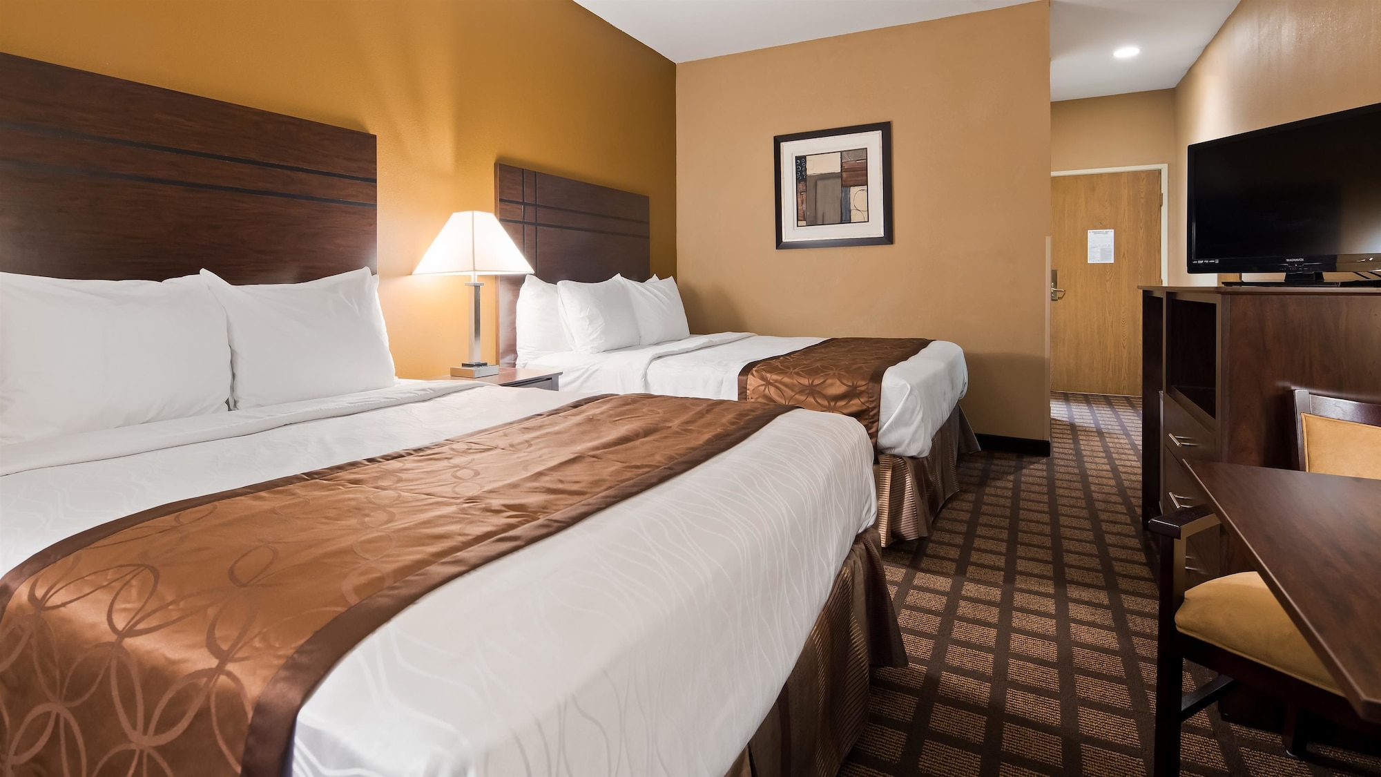 best western plaza hotel saugatuck