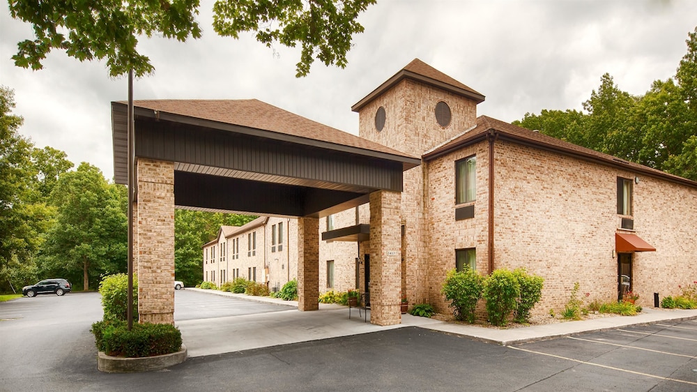 best western plaza hotel saugatuck