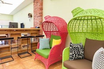 Puzzle,Near Dongshan River Park,3 star