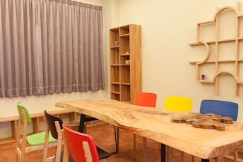 Puzzle,Near Dongshan River Park,3 star