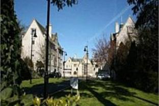 The Management Centre,Conwy>>Bangor,4 star